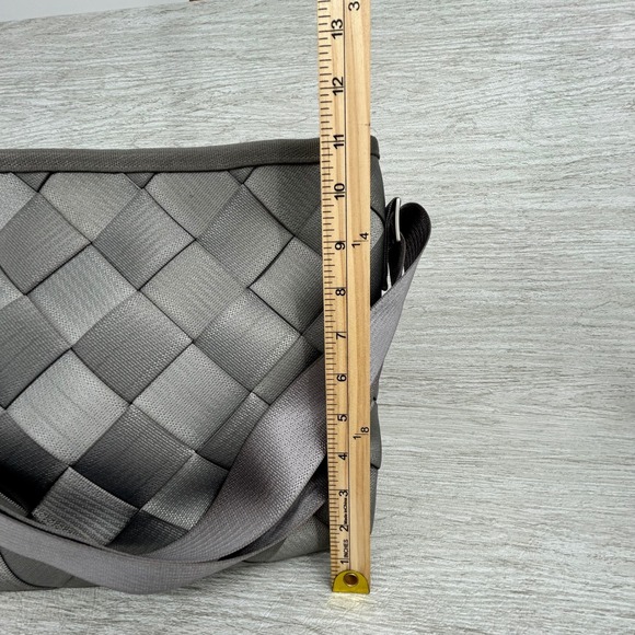 Maggie Bags Gray‎ Crossbody Bag Seatbelt Purse Woven Genuine Seat Belt Webbing - Picture 8 of 13
